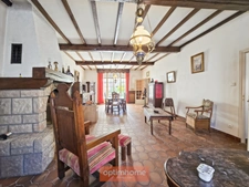 MAISON DE MAITRE A RENOVER 265 m² 7 CH GARAGE JARDIN EXPO SUD
