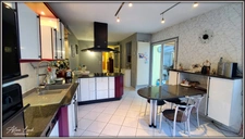MAISON BOURGEOISE 194 m² ARRAS HYPER CENTRE JARDIN PARKING