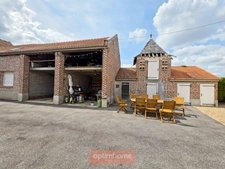 PROPRIÉTÉ DE CARACTÈRE – 213 M² – 6 CHAMBRES – GRANGE – DÉPENDANCES – TERRAIN 1 570 M²