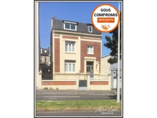 MAISON BOURGEOISE 194 m² ARRAS HYPER CENTRE JARDIN PARKING