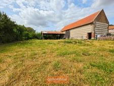 PROPRIÉTÉ DE CARACTÈRE – 213 M² – 6 CHAMBRES – GRANGE – DÉPENDANCES – TERRAIN 1 570 M²