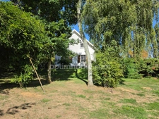 MAISON INDIVIDUELLE SEMI PLAIN-PIED 5 CHAMBRES SOUS-SOL COMPLET JARDIN
