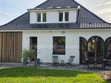 MAISON INDIVIDUELLE RENOVEE 120 m² 3 CH GARAGE JARDIN