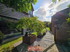 FERMETTE RENOVEE 247 M² SEMI PLAIN-PIED 4 CH BUREAU SPA JARDIN EXPO SUD
