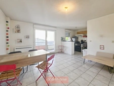 APPARTEMENT T2 AVEC BALCON ET PARKING - RESIDENCE RECENTE