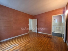 MAISON INDIVIDUELLE SEMI PLAIN-PIED 5 CHAMBRES SOUS-SOL COMPLET JARDIN