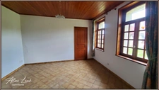LONGERE SEMI PLAIN-PIED 132 M² 4 CH GARAGE JARDIN EXPO SUD