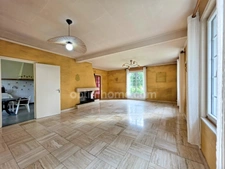 MAISON INDIVIDUELLE SEMI PLAIN-PIED 5 CHAMBRES SOUS-SOL COMPLET JARDIN