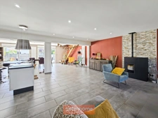 MAISON SEMI PLAIN-PIED 150 m² 4 CHAMBRES SOUS-SOL COMPLET JARDIN EXPO SUD