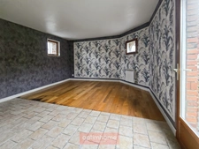 CORPS DE FERME RENOVE 168 m² AVEC DEPENDANCE INDEPENDANTE 60 m² - PARCELLE DE 1847 m²