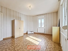 ENSEMBLE DE 2 MAISONS À RÉNOVER – IDÉAL INVESTISSEUR – 276 M²