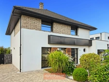 MAISON CONTEMPORAINE - PISCINE CHAUFFÉE - 145 m² - EXPO SUD