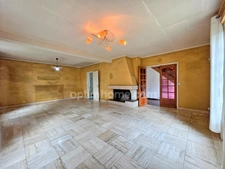 MAISON INDIVIDUELLE SEMI PLAIN-PIED 5 CHAMBRES SOUS-SOL COMPLET JARDIN