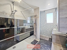 MAISON SEMI PLAIN-PIED 150 m² 4 CHAMBRES SOUS-SOL COMPLET JARDIN EXPO SUD