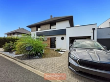 MAISON CONTEMPORAINE - PISCINE CHAUFFÉE - 145 m² - EXPO SUD