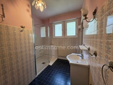 MAISON INDIVIDUELLE SEMI PLAIN-PIED 5 CHAMBRES SOUS-SOL COMPLET JARDIN