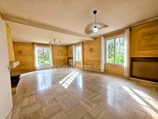 MAISON INDIVIDUELLE SEMI PLAIN-PIED 5 CHAMBRES SOUS-SOL COMPLET JARDIN