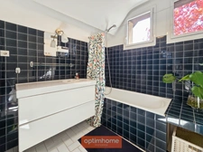 MAISON INDIVIDUELLE SEMI PLAIN-PIED 177 m² 6 CHAMBRES SOUS-SOL COMPLET JARDIN