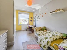 MAISON SEMI PLAIN-PIED 150 m² 4 CHAMBRES SOUS-SOL COMPLET JARDIN EXPO SUD