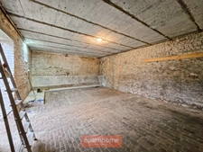 MAISON SEMI PLAIN-PIED 123 m² AVEC PORCHE ET DEPENDANCES