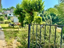 Authentique maison en pierre de plain-pied 106m2 avec 4 chambres et jardin