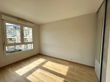 Mérignac Peychotte – T2 de standing avec balcon, piscine et parking 