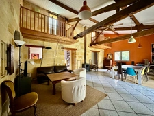 Maison en pierre de caractère – 180 m² 