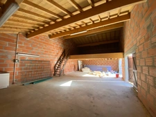 CROIGNON – Bâtiment à rénover 140m2.