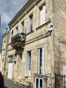 Bordeaux – T3 avec vue Garonne au dernier étage