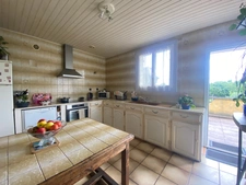 Maison T3 avec jardin + 2 appartements à louer 