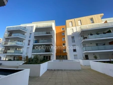 A saisir : Appartement standing en centre ville.