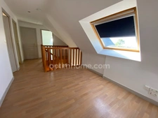 Maison contemporaine, plage à pied. 