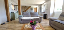 Exclusivité!!! RARE à la vente, Maison de Caractère entièrement rénovée de 170 m², 4 chambres et avec 3000 m² de terrain + Studio + dépendances 