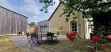  EXCLUSIVITE!PROPRIETE EQUESTRE DE HAUT STANDING de près dze 5 ha, A 10 Min DE LA PLAGE , 1 MAISON D'HABITATION DE 150 m², UN STUDIO , 43 BOXES, UNE PISTE DE GALOP, CARRIERE de 75m x 65m et 20 ha pos