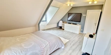 RARE à la vente!!!A SAINT LÔ, Pavillon de standing rénové  • 4 chambres • Jardin 1 400 m²  • Géothermie – Calme absolu – CLASSE ENERGIE B