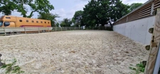  EXCLUSIVITE!PROPRIETE EQUESTRE DE HAUT STANDING de près dze 5 ha, A 10 Min DE LA PLAGE , 1 MAISON D'HABITATION DE 150 m², UN STUDIO , 43 BOXES, UNE PISTE DE GALOP, CARRIERE de 75m x 65m et 20 ha pos