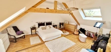 Exclusivité!!! RARE à 2 min du bourg , Maison de Caractère, rénovée, très belle prestation, de 8 pièces, d'environ 205 m²et de 2900m² de terrain avec dépendances, GROS POTENTIEL!