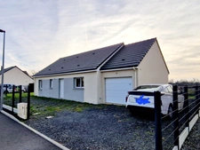 EXCLUSIVITE!! MAISON DE 2021 COMPRENANT 4 PIECES ET DE 75 m² AVEC GARAGE DE 21 M² SUR PLUS DE 400m² DE TERRAIN