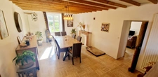 Exclusivité!!! RARE à 2 min du bourg , Maison de Caractère, rénovée, très belle prestation, de 8 pièces, d'environ 205 m²et de 2900m² de terrain avec dépendances, GROS POTENTIEL!