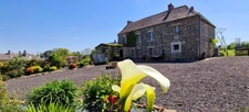 En EXCLUSIVITE Maison de caractère familiale sur 1,4 hectare avec dépendance et jardin paysagé – Proche Bayeux (14)