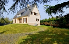 Exclusivité!!! RARE à la vente à 10 min de St Lô et de L'A84, Maison de 195 m², 7 chambres et avec 3000 m² de terrain 