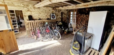 Exclusivité!!! RARE à 2 min du bourg , Maison de Caractère, rénovée, très belle prestation, de 8 pièces, d'environ 205 m²et de 2900m² de terrain avec dépendances, GROS POTENTIEL!