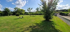 Exclusivité!!! RARE à la vente, Maison de Caractère entièrement rénovée de 170 m², 4 chambres et avec 3000 m² de terrain + Studio + dépendances 