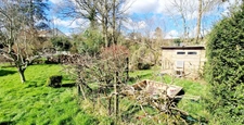 Exclusivité!!! RARE à 2 min du bourg , Maison de Caractère, rénovée, très belle prestation, de 8 pièces, d'environ 205 m²et de 2900m² de terrain avec dépendances, GROS POTENTIEL!