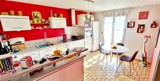 EXCLUSIVITE!! Maison familiale spacieuse de 7 pièces sur environ 150 m² avec jardin de 1200m², garage et dépendances