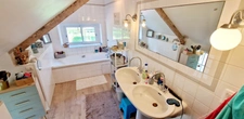 Exclusivité!!! RARE à 2 min du bourg , Maison de Caractère, rénovée, très belle prestation, de 8 pièces, d'environ 205 m²et de 2900m² de terrain avec dépendances, GROS POTENTIEL!