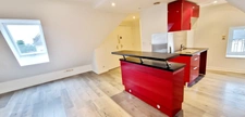 EXCLUSIVITE!! APPARTEMENT DE 4 PIECES DE 54 m² (80m² au sol) EN PLEIN CENTRE DE BAYEUX