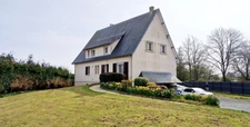 EXCLUSIVITÉ – Maison familiale de 195 m² – 7 chambres – Sous-sol complet – Double garage – Condé-sur-Vire