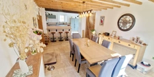 Exclusivité!!! RARE à 2 min du bourg , Maison de Caractère, rénovée, très belle prestation, de 8 pièces, d'environ 205 m²et de 2900m² de terrain avec dépendances, GROS POTENTIEL!