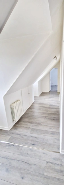 EXCLUSIVITE!! APPARTEMENT DE 4 PIECES DE 54 m² (80m² au sol) EN PLEIN CENTRE DE BAYEUX